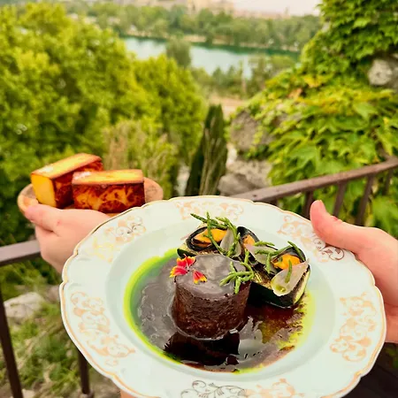 メゾン オルシーニ 3*