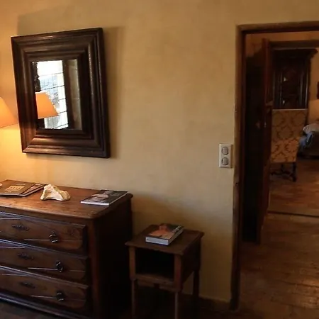 ベッド・アンド・ブレックファスト メゾン オルシーニ ヴィルヌーヴ・レ・ザヴィニョン