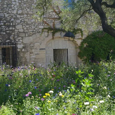 メゾン オルシーニ 3* ヴィルヌーヴ・レ・ザヴィニョン