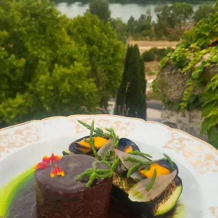 Maison Orsini Nocleg ze śniadaniem 3*